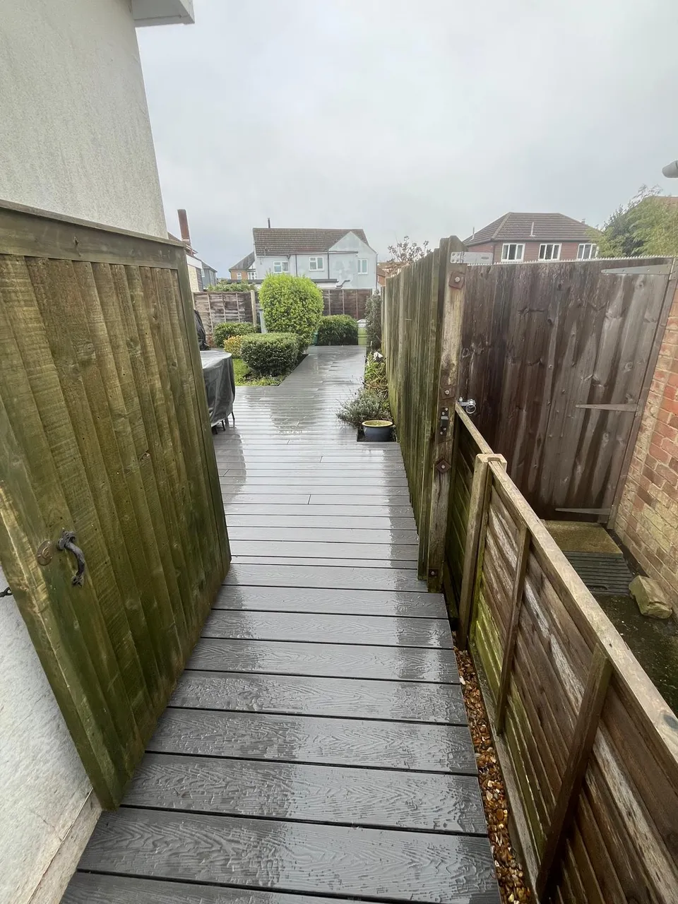 Narrow side return laid with grey composite decking